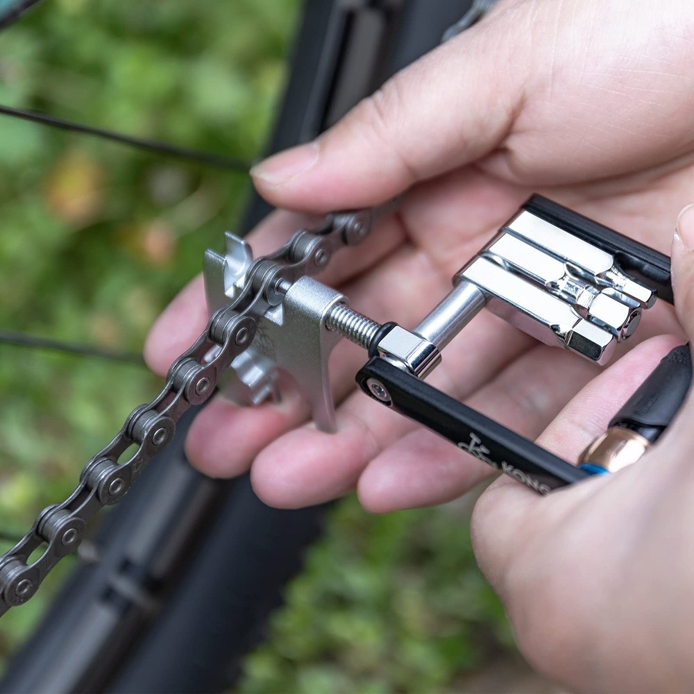 Bicycle Multitool With CO2 Inflator Chain Tool Torx Hex Screwdriver Repair