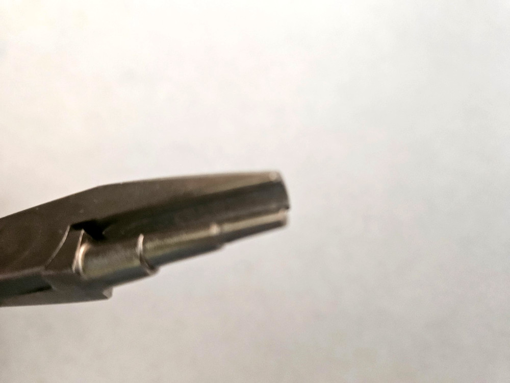 Pliers, wire-wrapping, stepped and concave