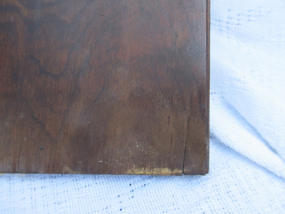 VICTOR V V 120 LARGE FRONT DOORS WALNUT?