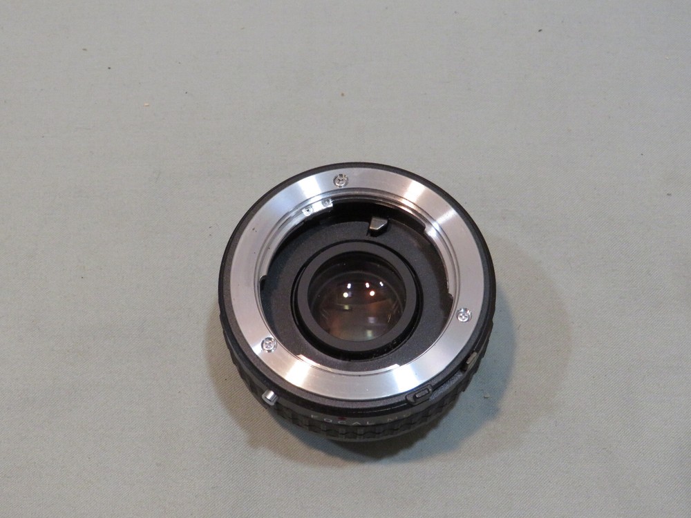 Focal MC 2X Converter for Minolta w/Case