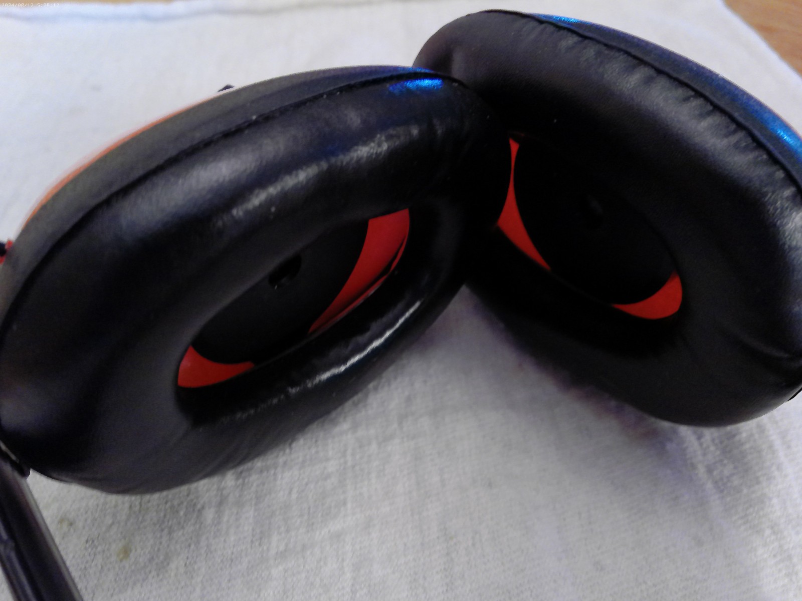 Sensitive Headphones for Crystal or Regenerative Radios Hi-impedance (1/4" plug)