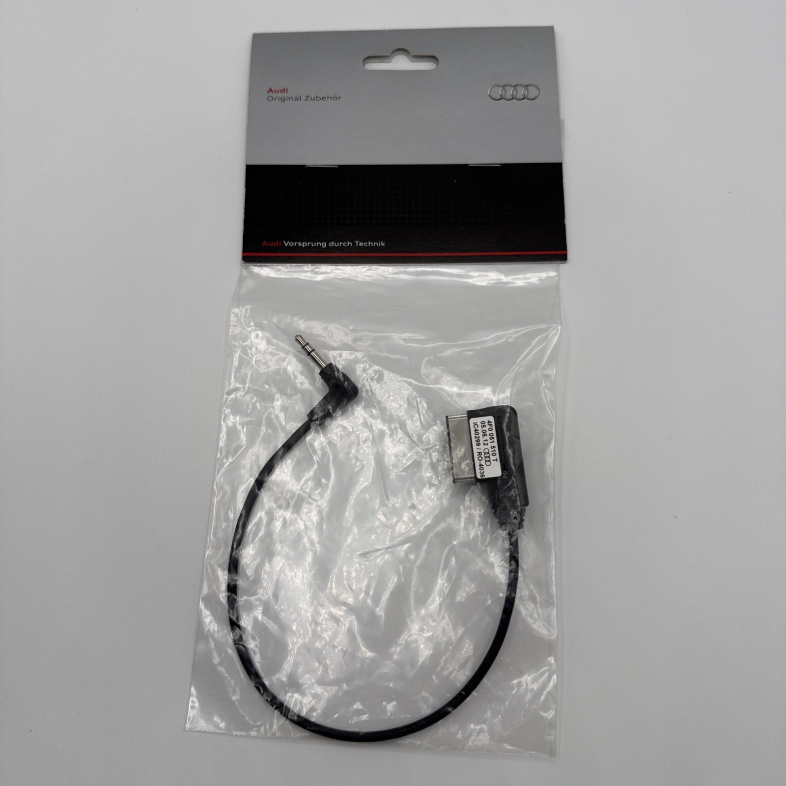 NEW Genuine Audi 3.5mm Jack Connector AMI Cable 4F0 051 510 T