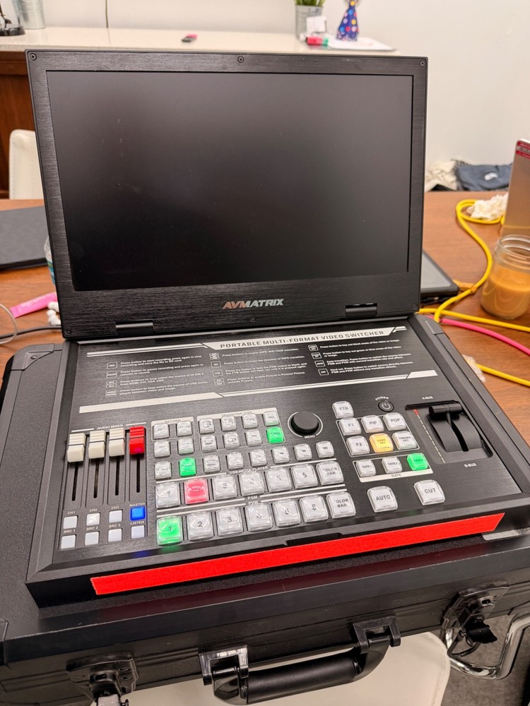 AVMatrix PVS0615 Portable Multi-Format Video Switcher 15.6" LCD (Broken Screen)