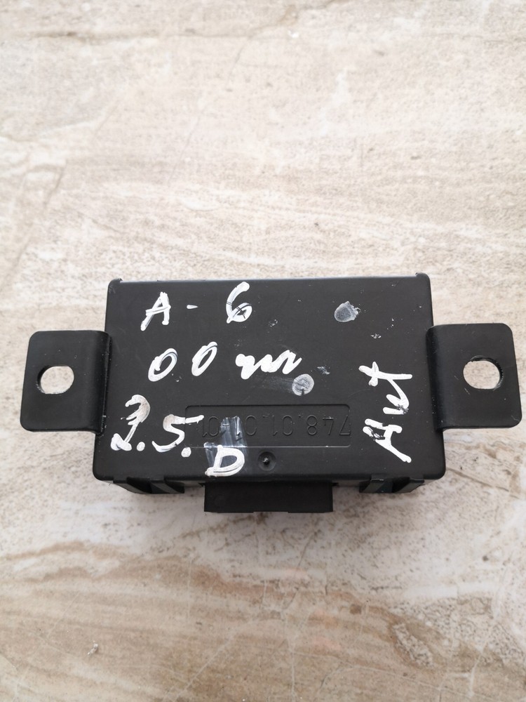 Audi A6 2000/Alarm Sensor Control Module/4B0951173/748.01.01-01