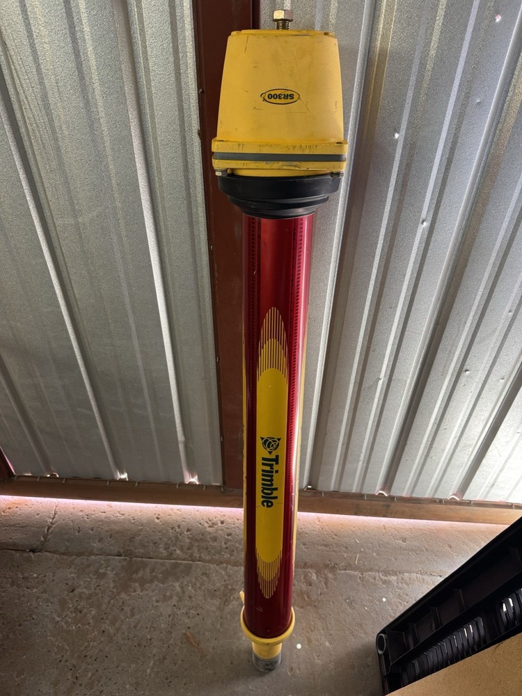 Trimble SR300-1 LASER MAST RECEIVER