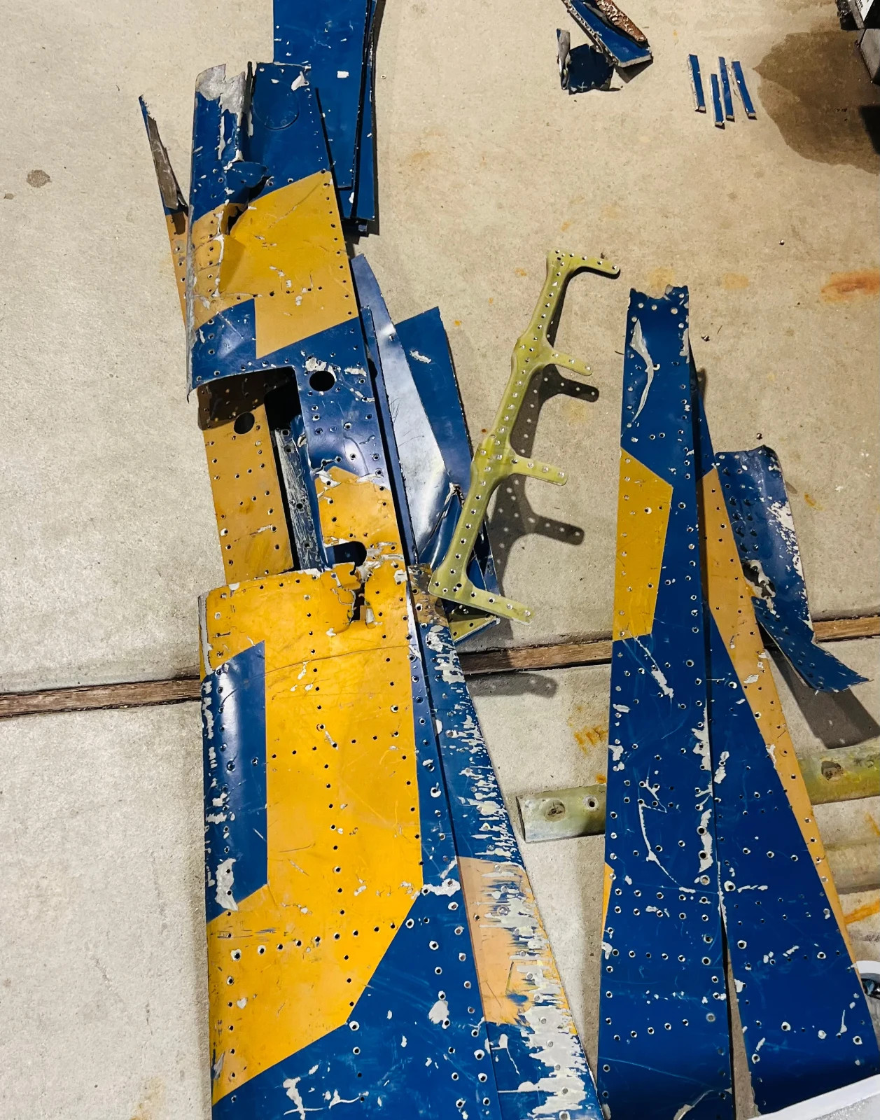 JET EYES U.S. Navy Blue Angels A-4F Skyhawk AIR DROP + SHARP