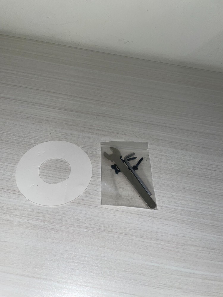 Pax Q30 Stand - Tilts/Swivels - Countertop