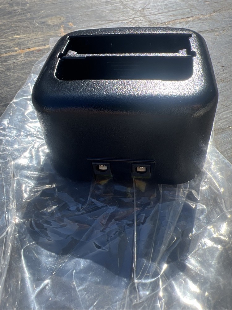 Icom BC-133 charging cradle