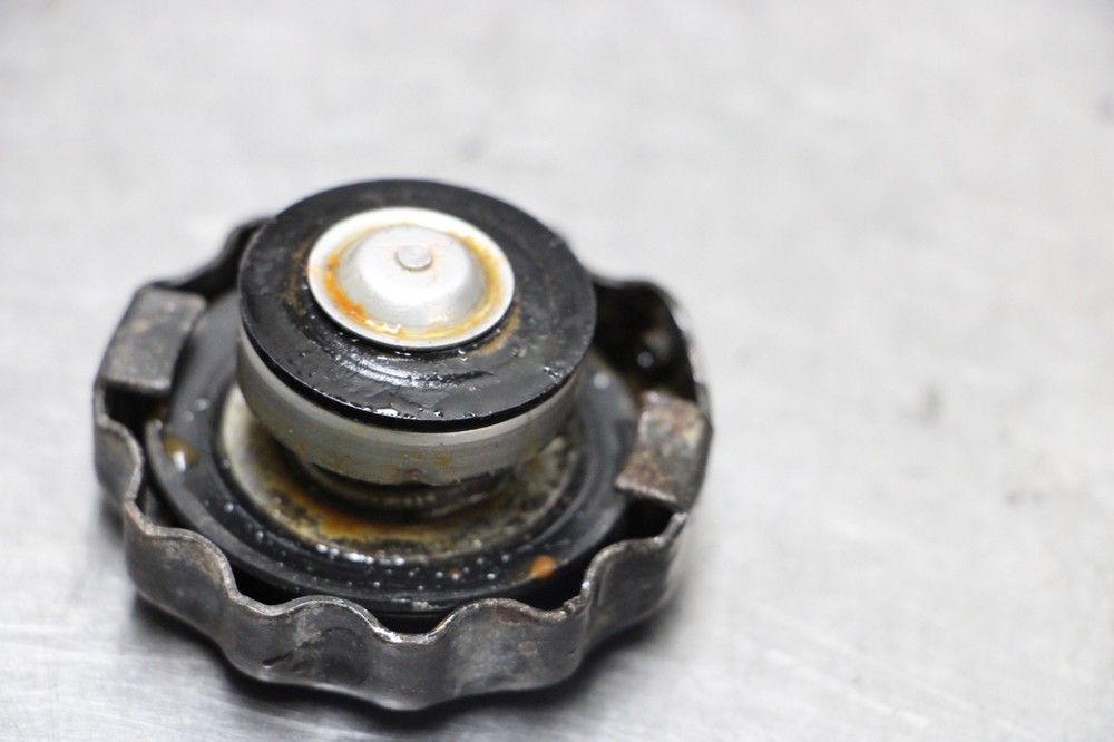 97-03 Ducati ST2 944 Engine Radiator Cap