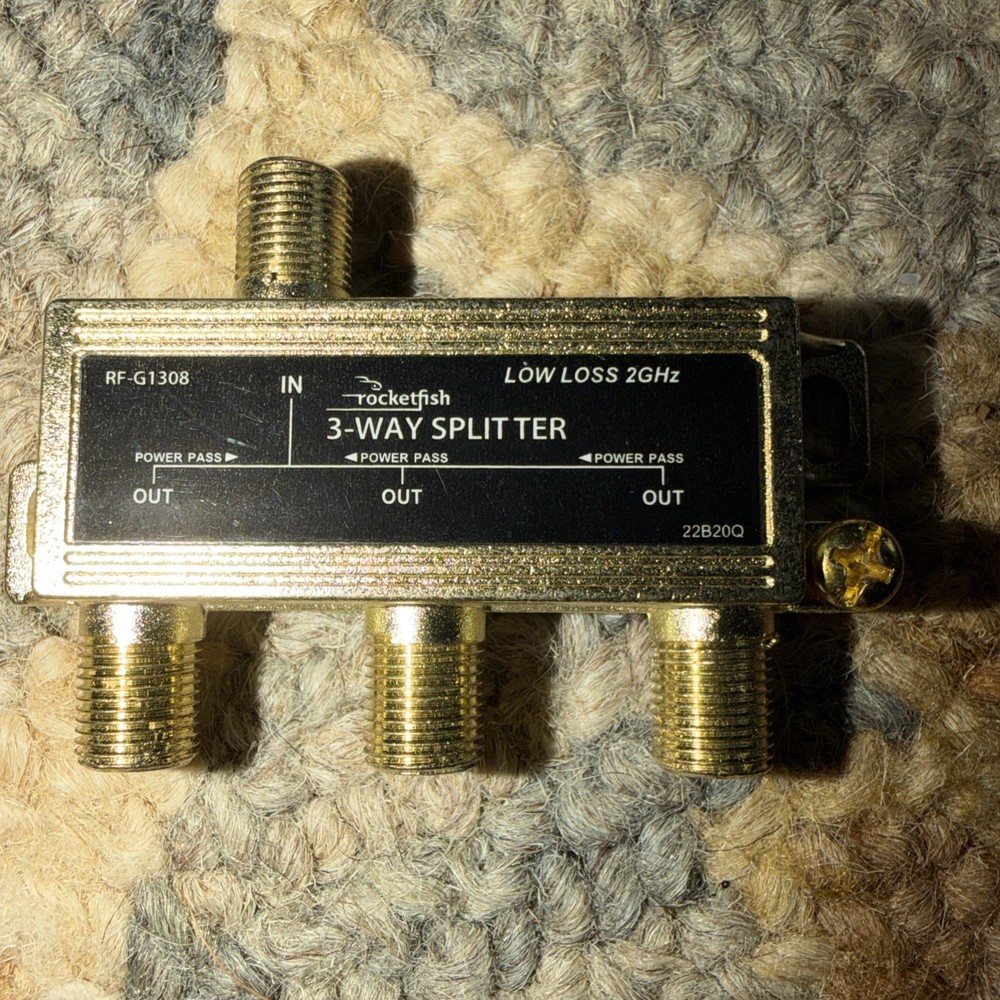 Rocketfish 3 Way Splitter