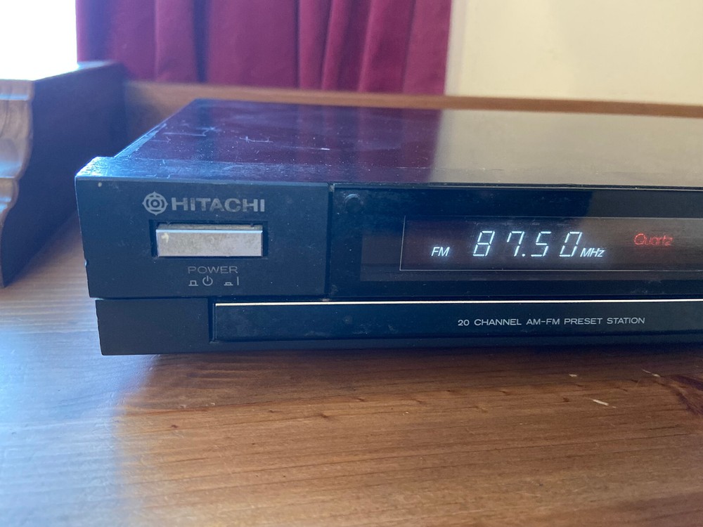 vintage tuner Hitachi FT - 75