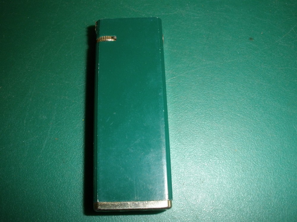 John Deere Lighter Needs Refill but Does Get a Flame (2)