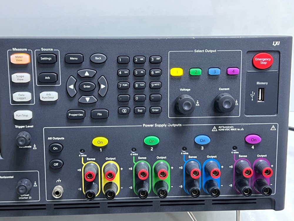KEYSIGHT N6705C DC POWER ANALYZER WITH KEYSIGHT N6781A