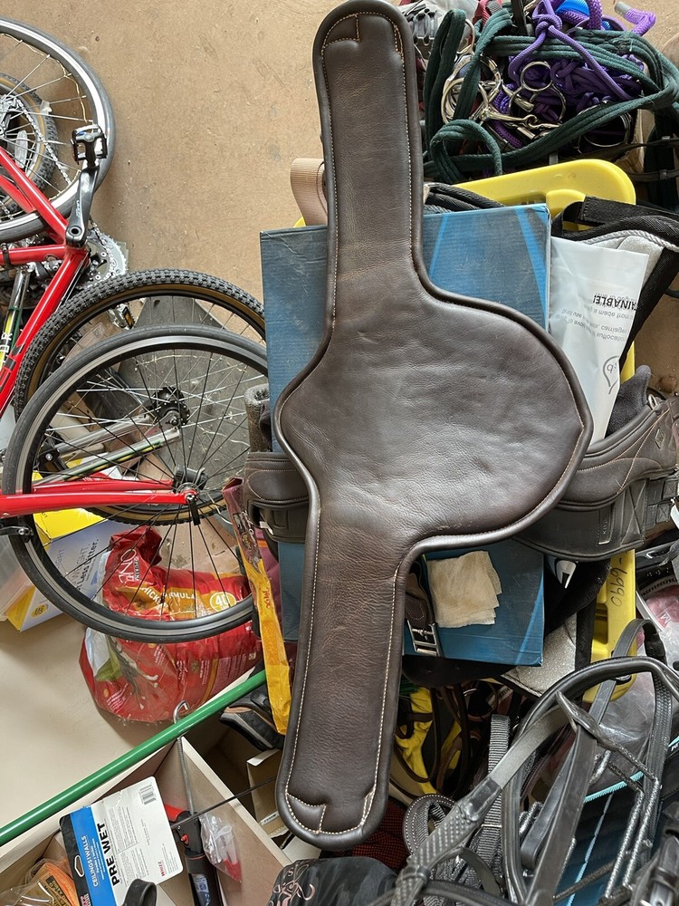 28” Voltaire Leather Stud Girth - BROWN