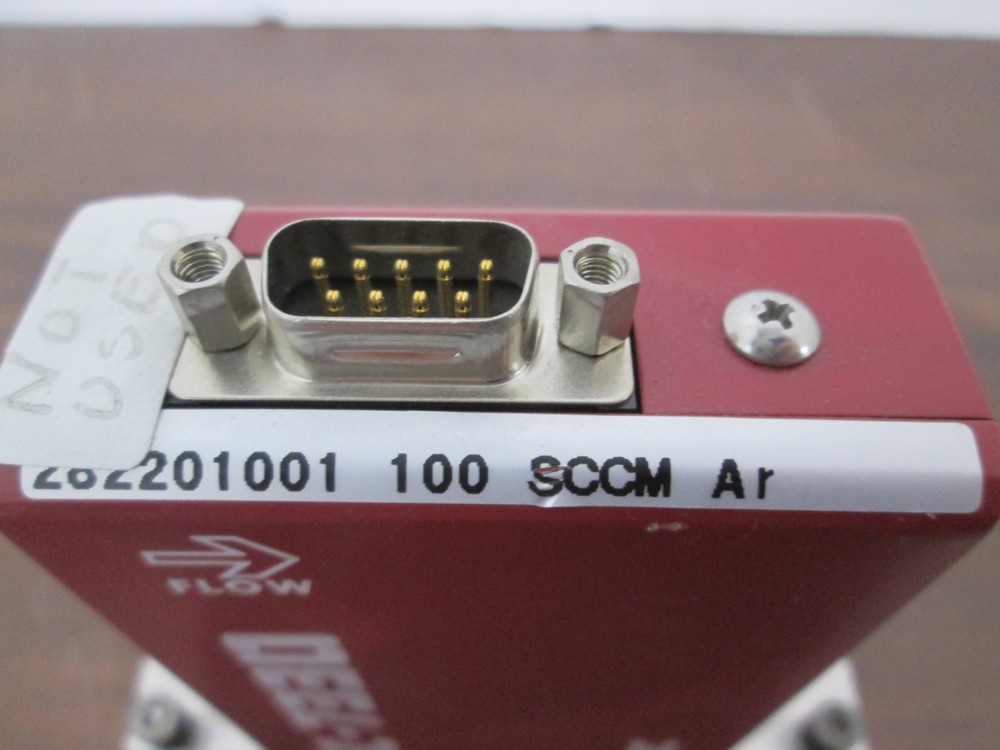 Stec SEC-7330 100 SCCM AR 9-Pin Mass Flow Controller - Used