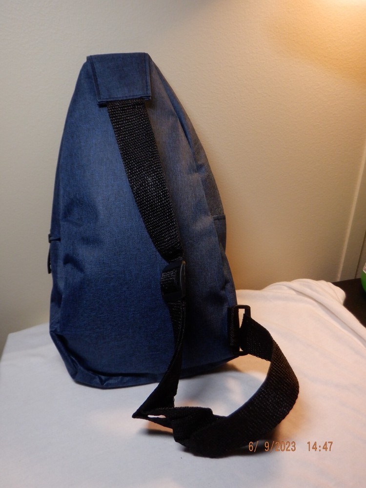 BACPACK, SINGLE STRAP CARRY-ALL BAG
