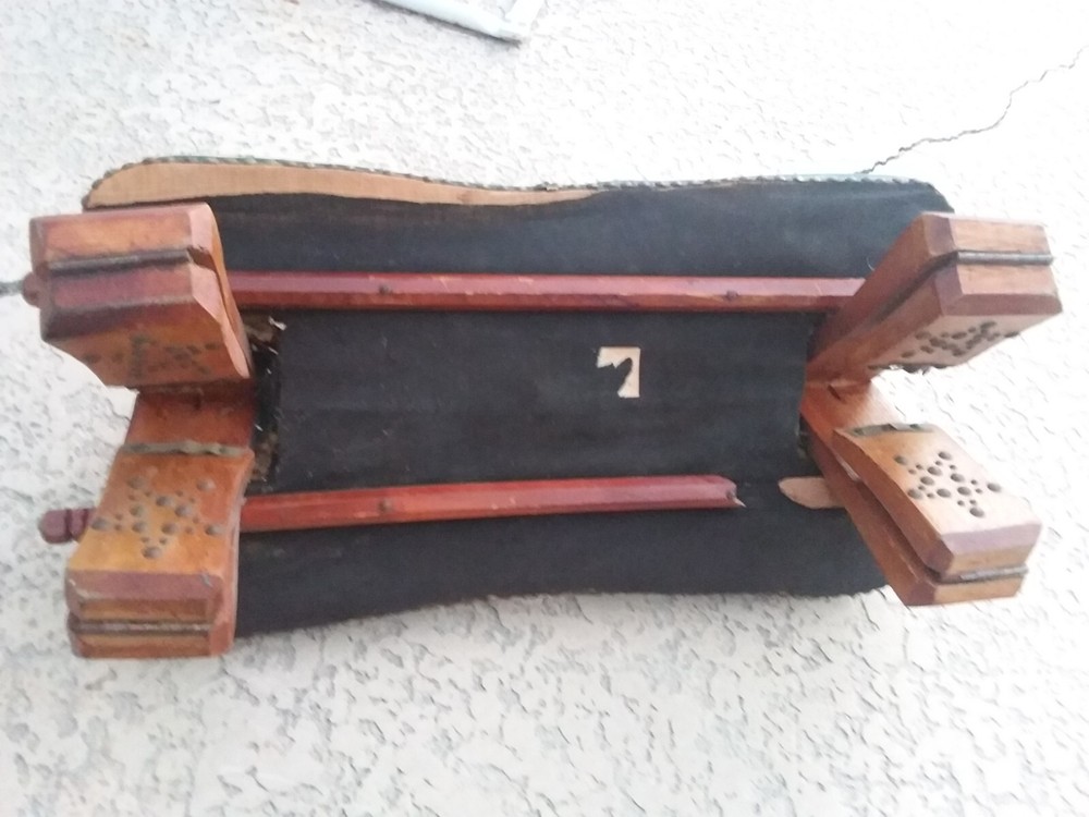 VINTAGE ANTIQUE CAMEL SADDLE/STOOL FOLDING LEGS
