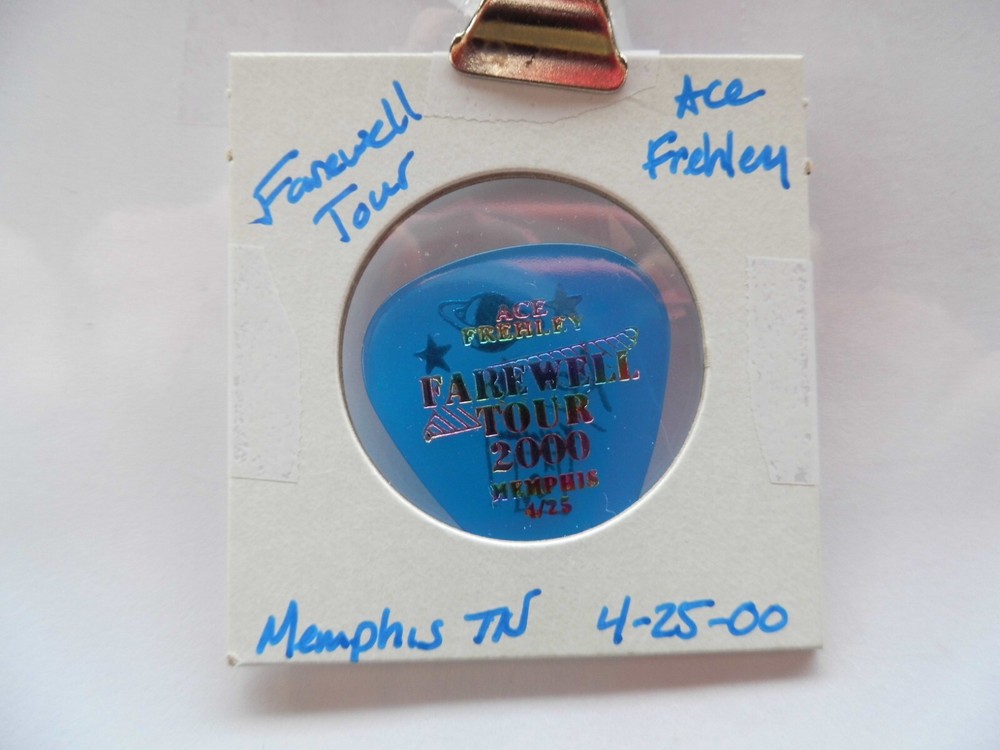 KISS "ACE FREHLEY" GUITAR PICK~4/25/00 READ DESCRIPTION (4/11)