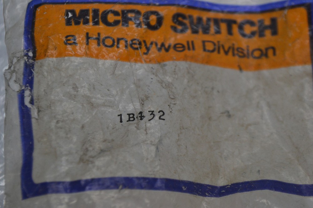 MICROSWITCH 1B432 SWITCH NSMP
