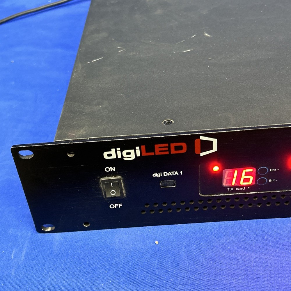 DigiLed model Navigator 12-12 Rack mount no handles lights up untested