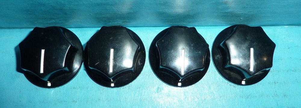 4 Black Popular Type Knobs for Ham Radios Transmitters Etc. 1.25in