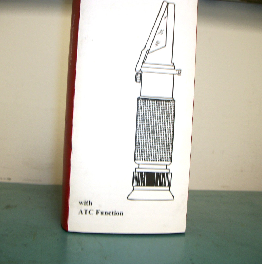 AICHOSE Optical Refractometer w/ATC Function & Case - NEW