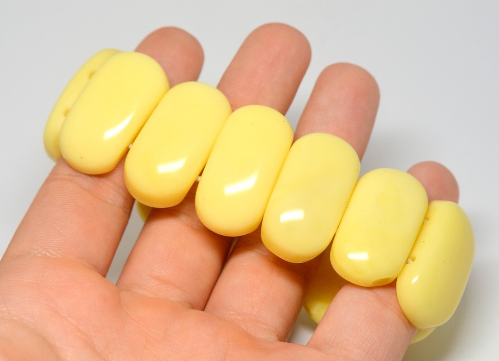 VINTAGE YELLOW BRACELET