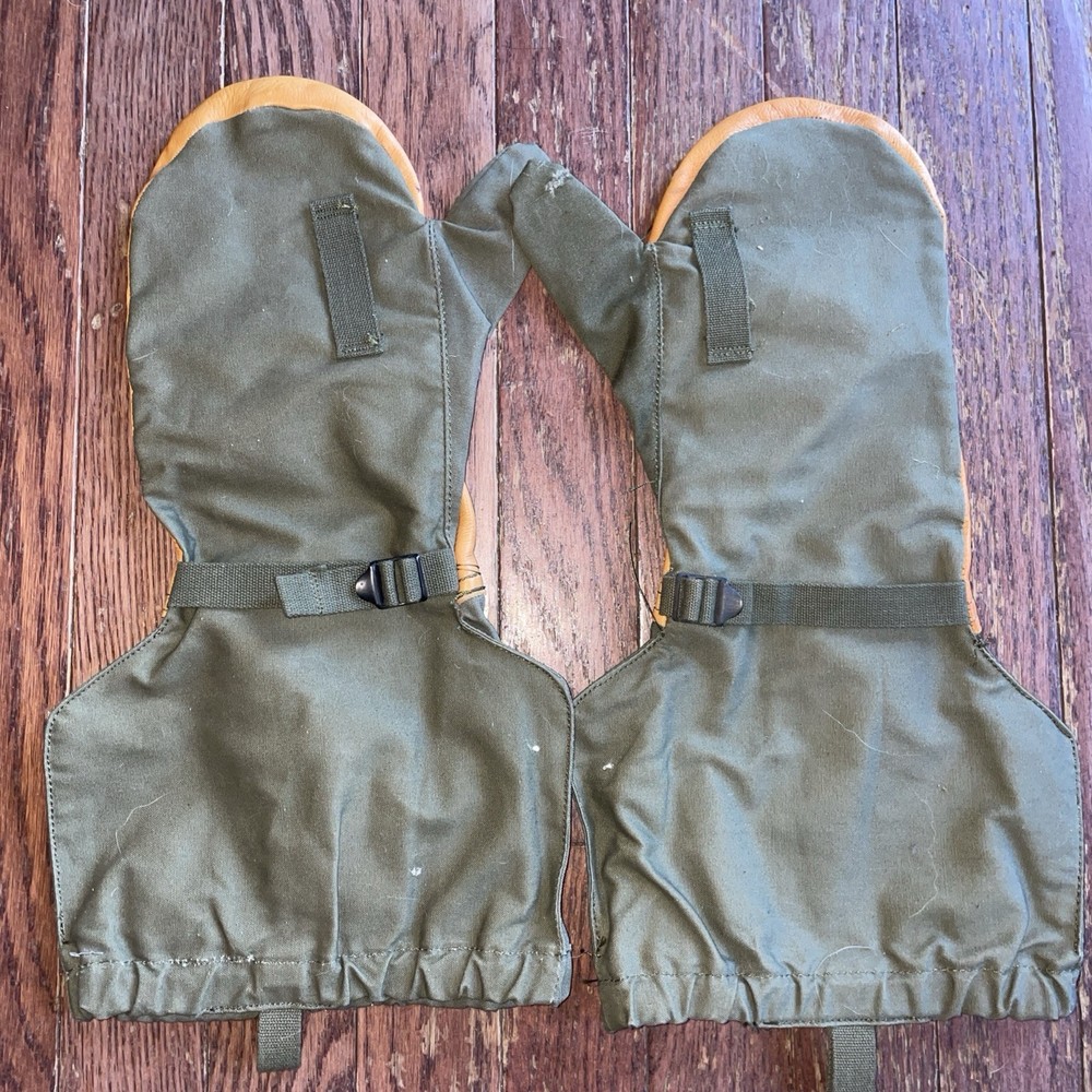 US MILITARY WWII TRIGGER MITTEN SHELL MEN'S TYPE I