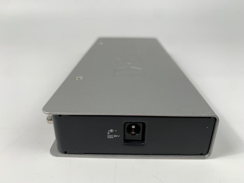 D-Link KVM-410 Silver - Fair Condition