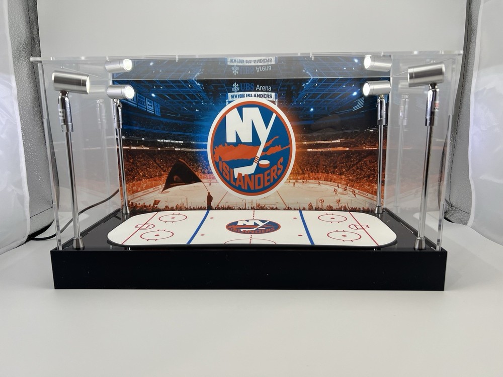 New York Islanders Custom 2-3 Card PSA Display Case W/ LED Lights