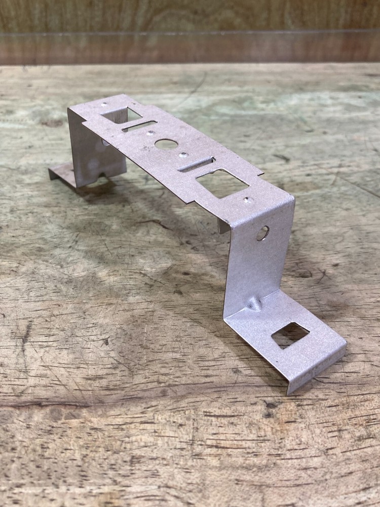 Coleman 5152 Lantern - Globe Bracket