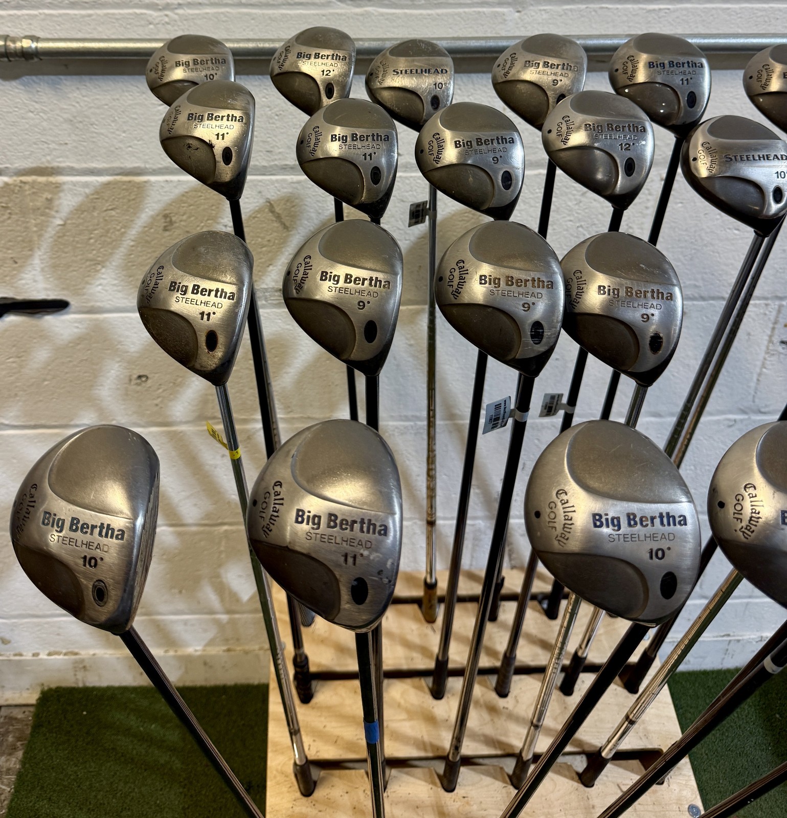 Wholesale Lot of 25 Golf Clubs - Callaway Drivers