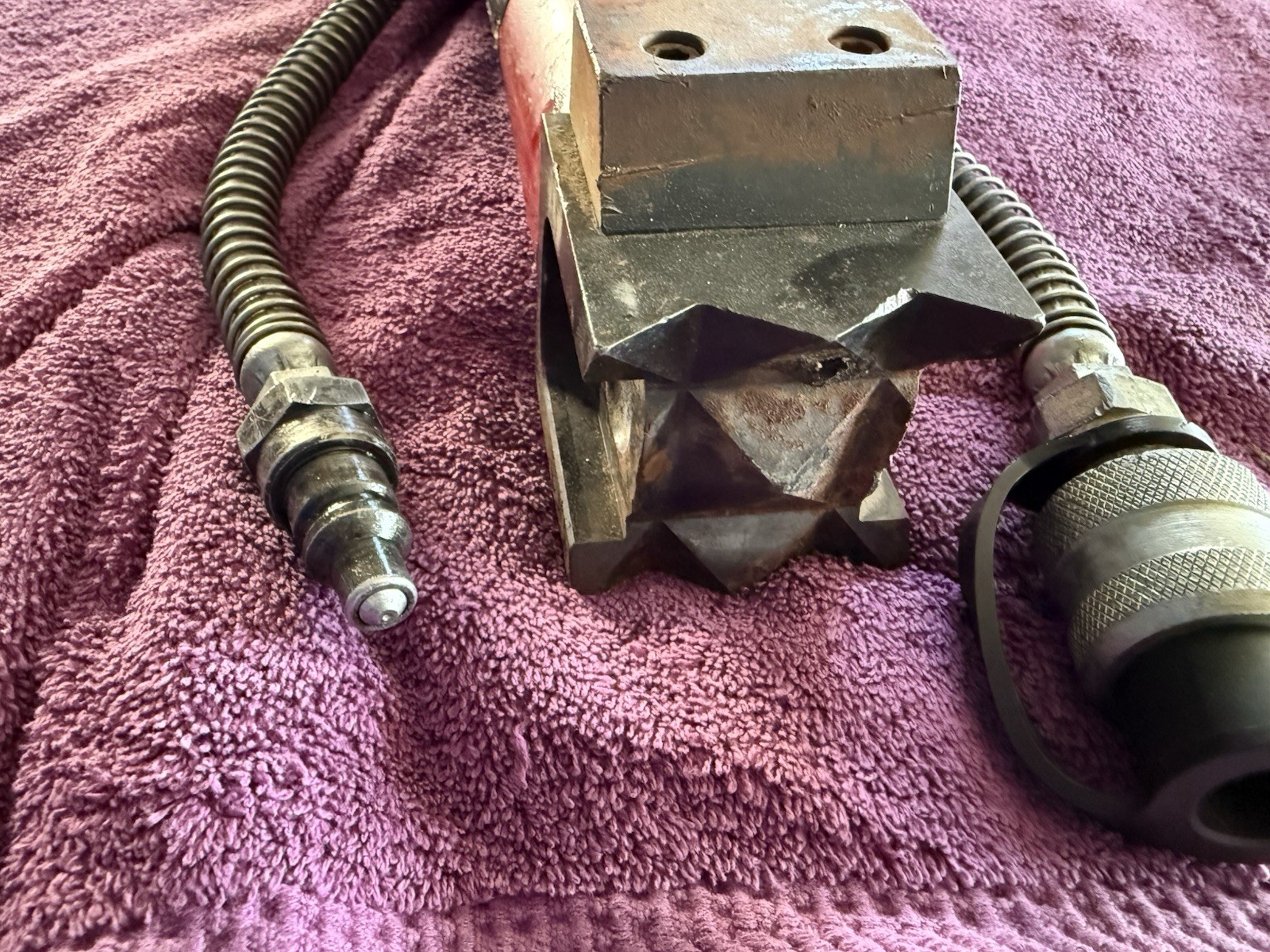 TNT Rescue System Tool R-series Hydraulic Ram Tool 10,500 PSI/724 BAR