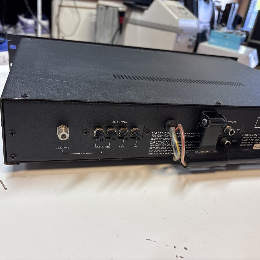 ADCOM GFT-2 Digital Tuner