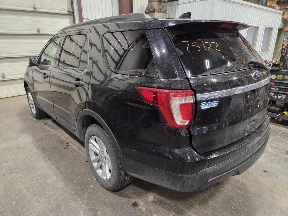 Used Infotainment Display fits: 2016 Ford Explorer Front display 4.2`` screen ID