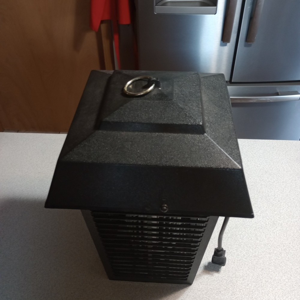 FLOWTRON Electronic Insect Killer Bug Zapper 1 Acre BK40D - NICE!