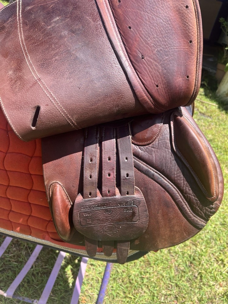 Ovation 18 San Telmo Saddle Medium Tree