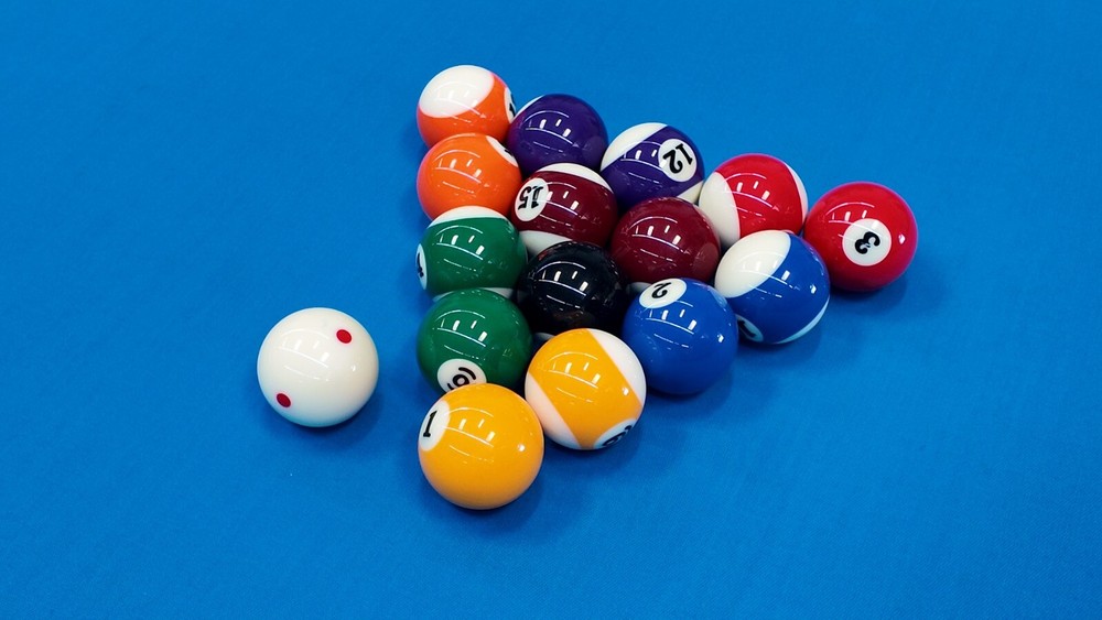 Pool Table Premium Grade Billiard Accessory Kit Pool Cue Sticks Bridge Ball Sets