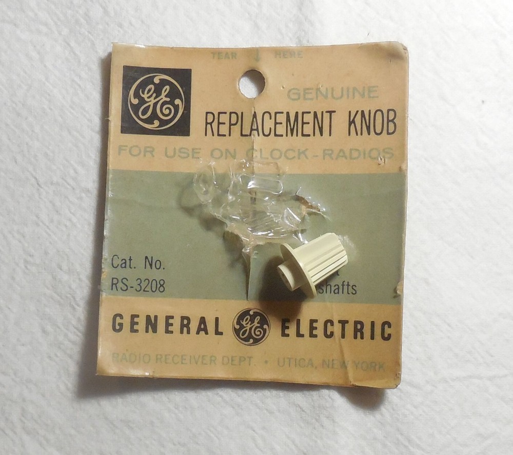 NOS G.E. Clock Knob RS-3208 Flat Shaft