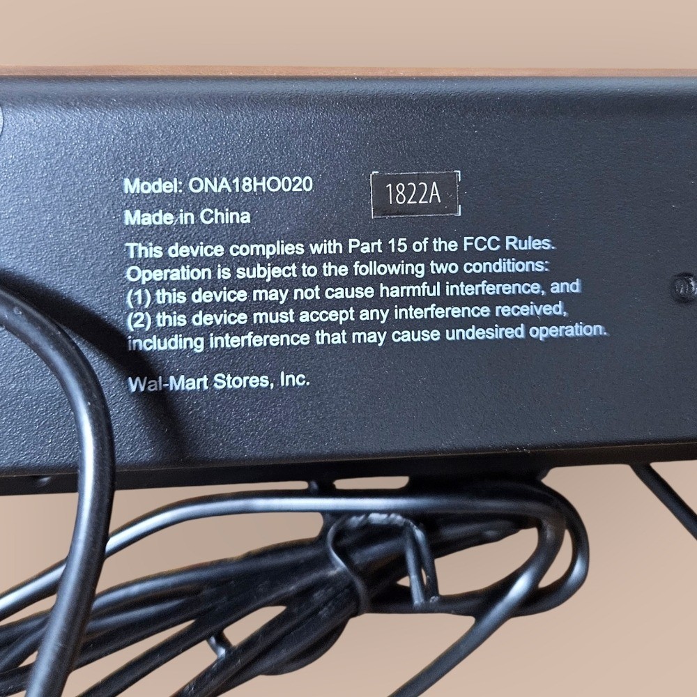 ONN 17" Mini Multimedia Computer Soundbar Stereo New Witout Box