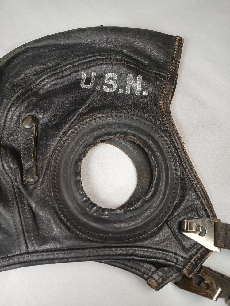 WW2 U.S.N Navy Leather Deck Cap