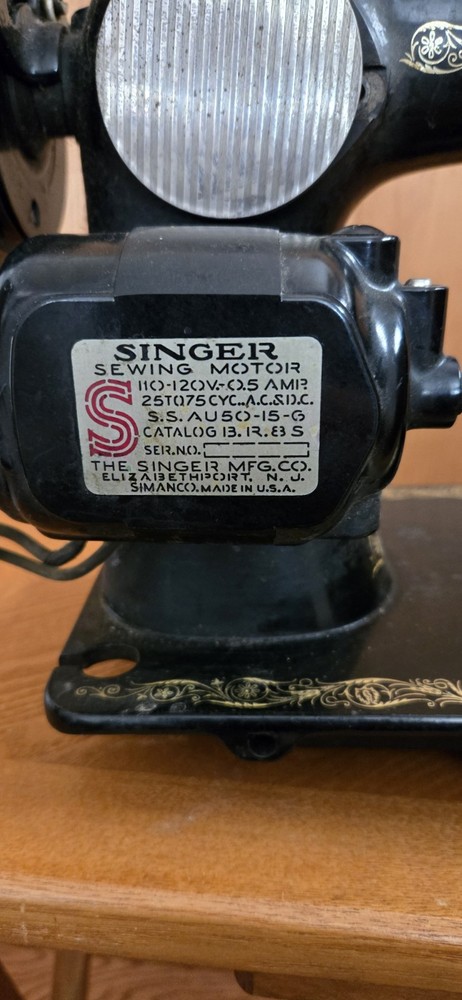 Vintage Singer Simanco 21 Sewing Machine Black Gold UNTESTED