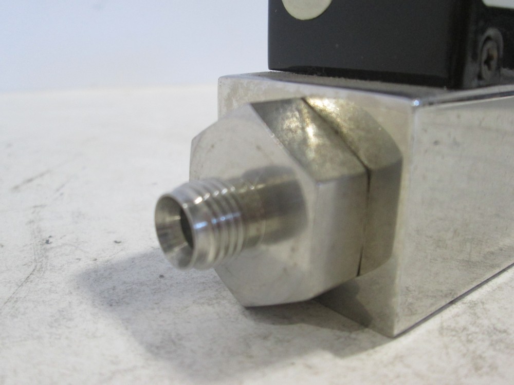 Unit, UFC-2000, Mass Flow Controller, 20 SLM, Ar, Used