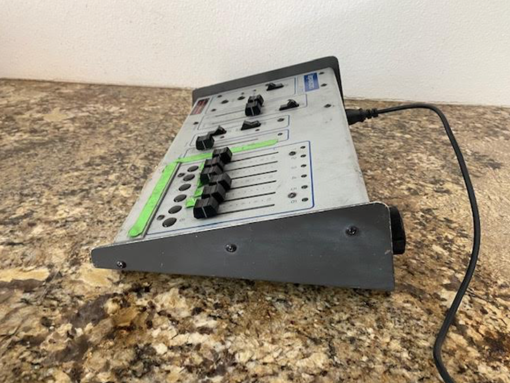 Leprecon lp-250 Lighting Console