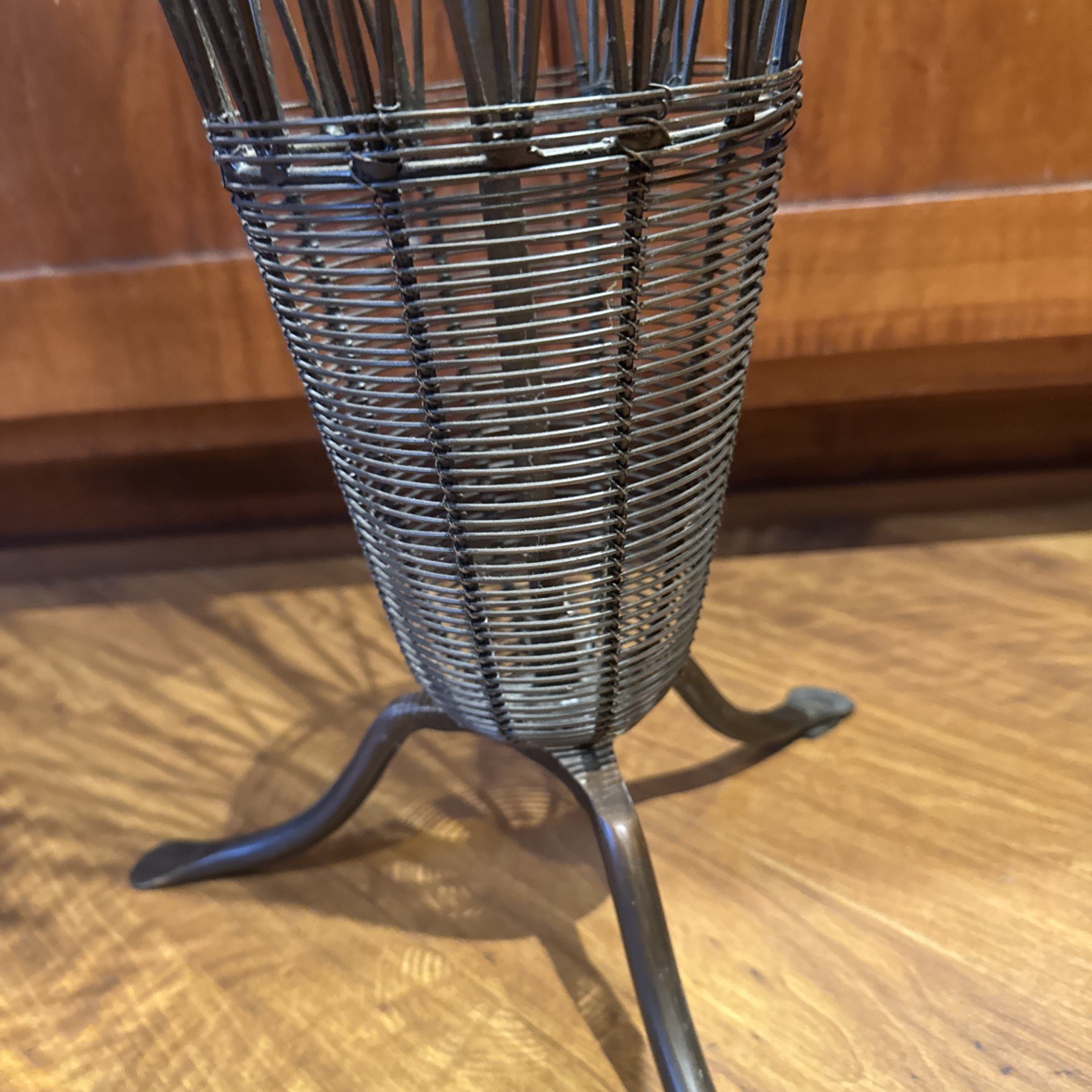 Pier 1 Imports NWT Umbrella Stand Wood Handle Metal Base 31”