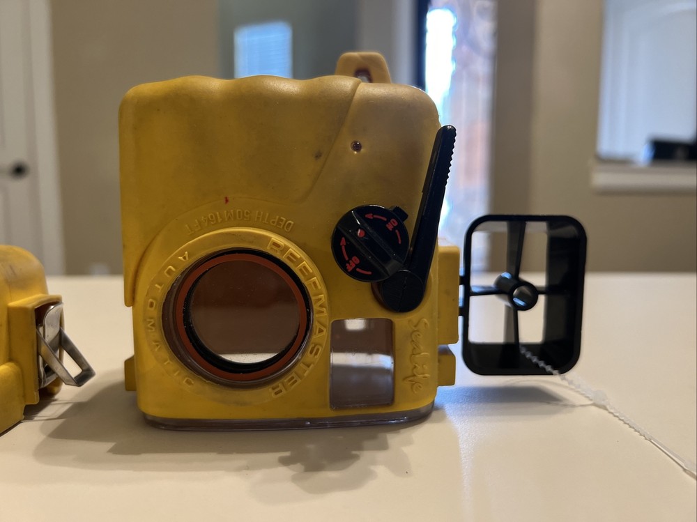 Sealife Reefmaster 35mm Camera SL200 waterproof case