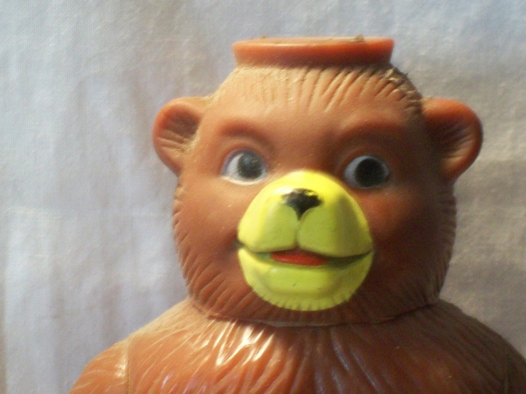 SMOKEY THE BEAR / THE REBEL 8" ACTION FIGURE. - DAKIN & COMPANY Hong-Kong *