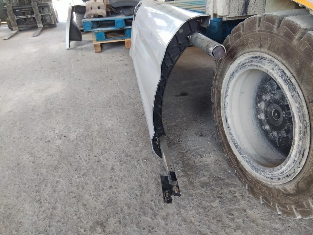 For 2015 PETERBILT 579 SIDE FAIRING Left , MN