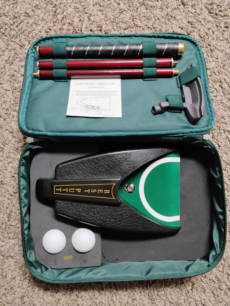JORDAN MARK (JM) PRACTICE PUTT RETURNER SET.  Green Case Included