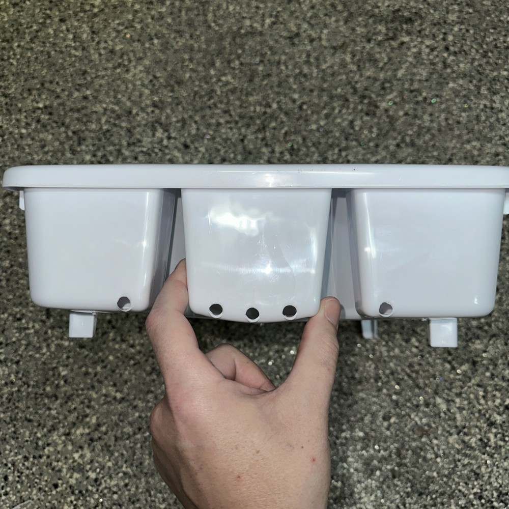 Sterilite 06218006 Sink Dish Rack Drainer, White